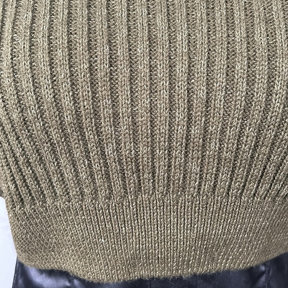 URBAN OUTFITTERS Green Cribbed Cropped Sweater Sz XP TP - Picture 15 of 15